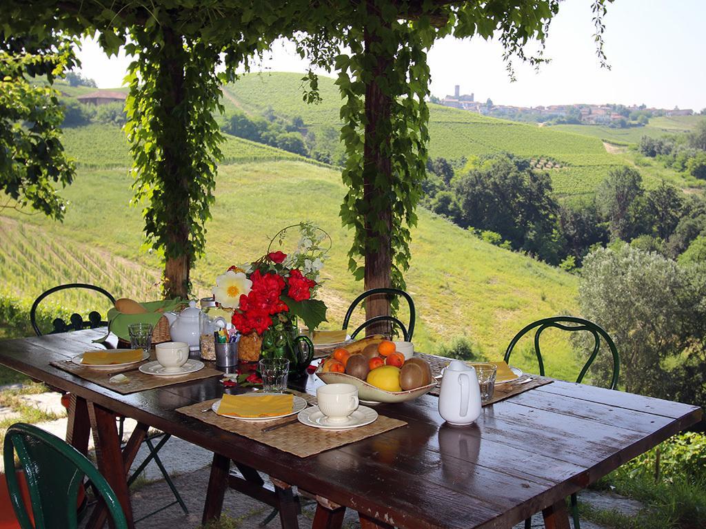 Tenuta Montanello B&B Castiglione Falletto Exteriér fotografie